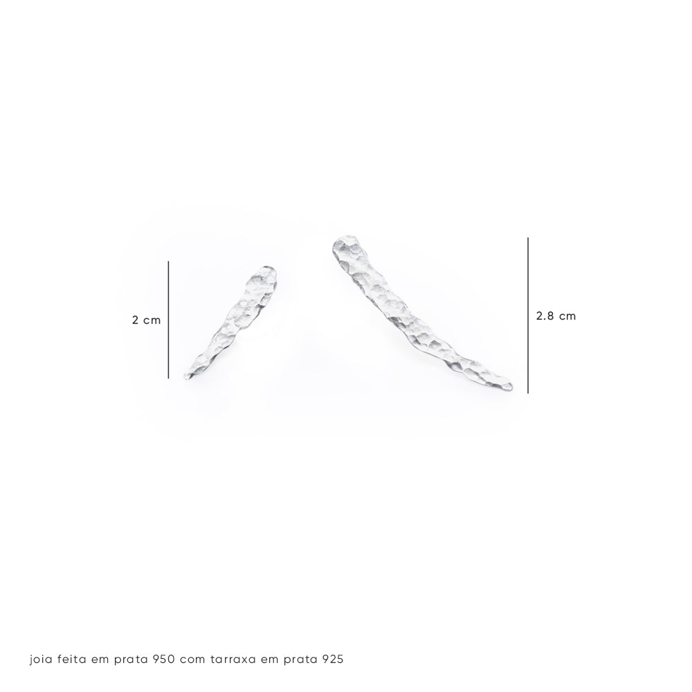 Brinco Imperfeito Lateral