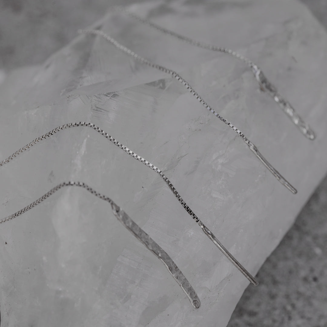 Brinco Minimal Prata